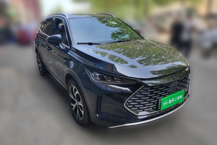 Used BYD Tang New Energy 2025 DM-i 115KM Prestige Model Front Right 45 Deg