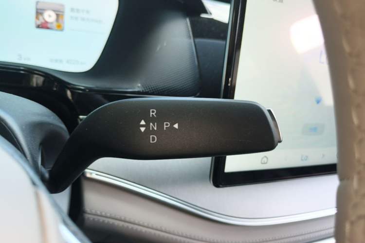 Used BYD Tang New Energy 2025 Model Smart Drive Version DM-i 175KM Deluxe Version Gear Lever