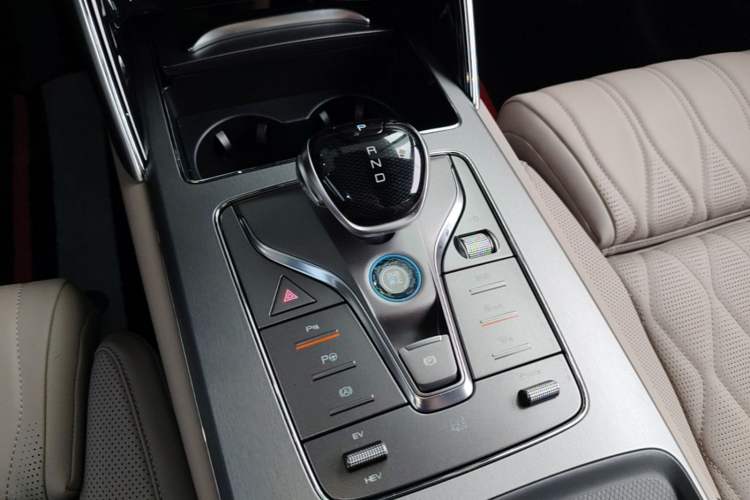 Used BYD Tang New Energy 2025 Intelligent Driving Version DM-i 115KM Flagship Edition Gear Lever