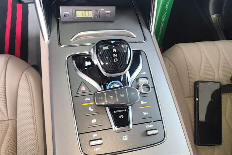 Used BYD Tang New Energy 2025 DM-i 115KM Prestige Model Gear Lever