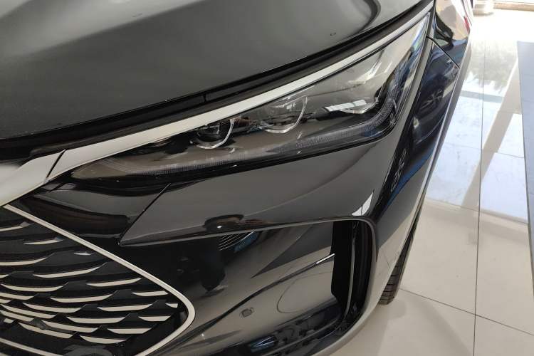 Used BYD Tang New Energy 2025 Intelligent Driving Version DM-i 115KM Flagship Edition Left Front Headlight