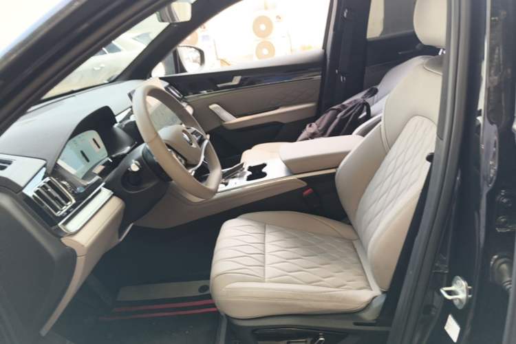 Used BYD Tang New Energy 2025 Model Smart Drive Version DM-i 175KM Deluxe Version Left Front Seat