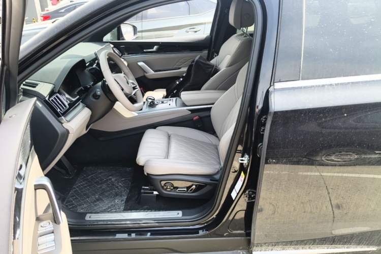 Used BYD Tang New Energy 2025 Intelligent Driving Version DM-i 115KM Flagship Edition Left Front Seat