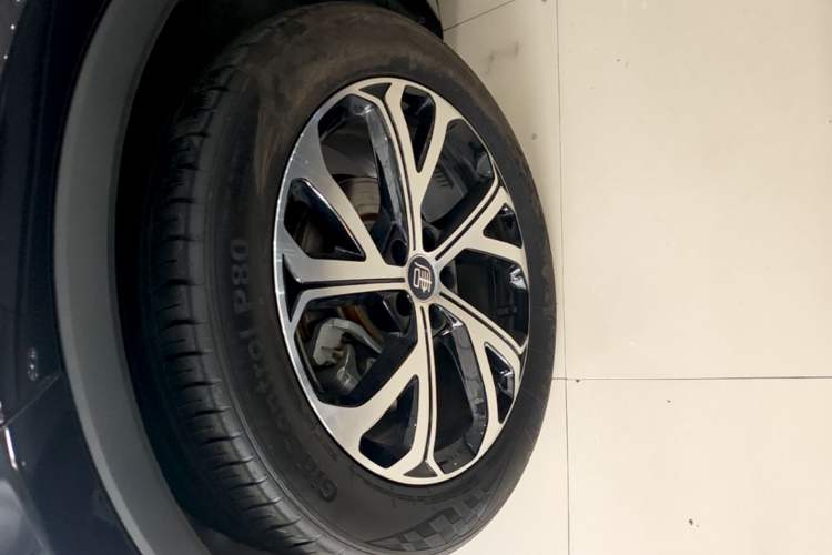 Used BYD Tang New Energy 2025 Intelligent Driving Version DM-i 115KM Flagship Edition Left Front Wheel Hub