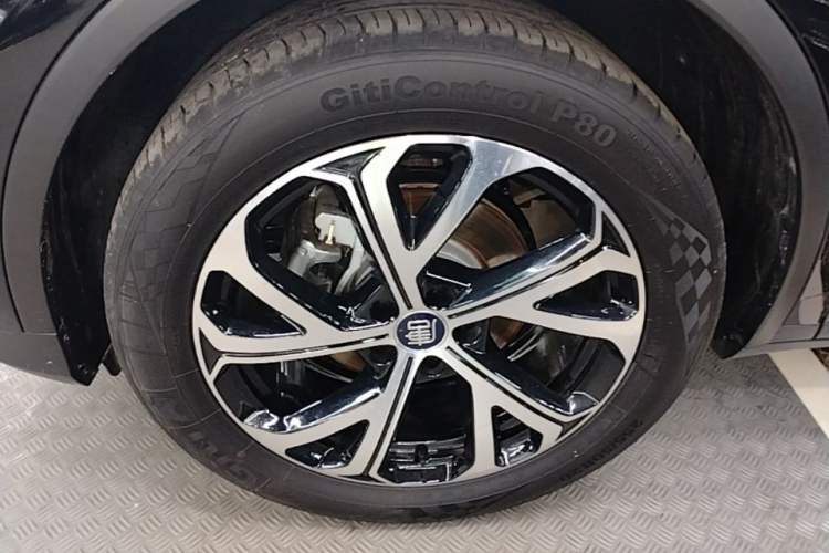 Used BYD Tang New Energy 2025 Intelligent Driving Version DM-i 115KM Flagship Edition Left Front Wheel Hub