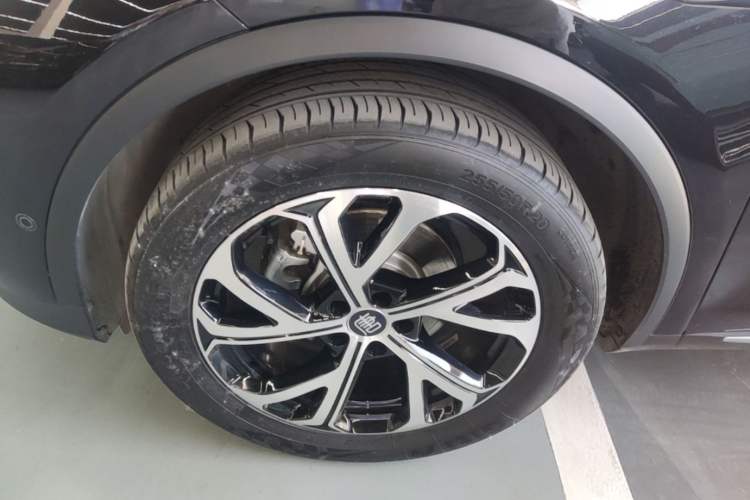 Used BYD Tang New Energy 2025 Intelligent Driving Version DM-i 115KM Prestige Edition Left Front Wheel Hub