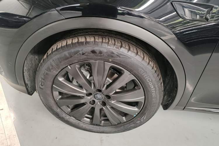 Used BYD Tang New Energy 2025 Model Smart Drive Version DM-i 175KM Deluxe Version Left Front Wheel Hub