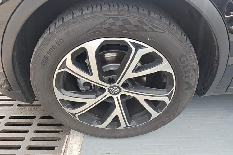 Used BYD Tang New Energy 2025 Intelligent Driving Version DM-i 115KM Flagship Edition Left Front Wheel Hub