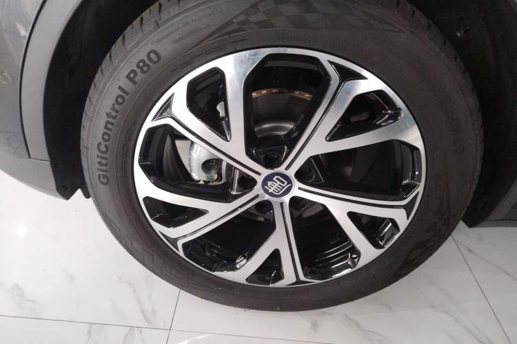 Used BYD Tang New Energy 2025 Intelligent Driving Version DM-i 115KM Flagship Edition Left Front Wheel Hub