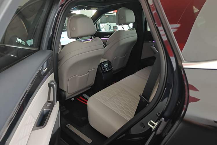 Used BYD Tang New Energy 2025 Intelligent Driving Version DM-i 115KM Prestige Edition Left Rear Seat