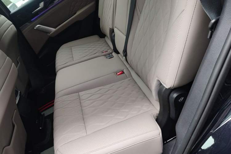 Used BYD Tang New Energy 2025 Intelligent Driving Version DM-i 115KM Flagship Edition Left Rear Seat
