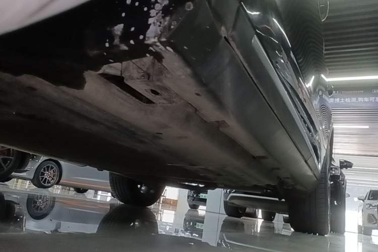 Used BYD Tang New Energy 2025 DM-i 115KM Prestige Model Left Side Sill