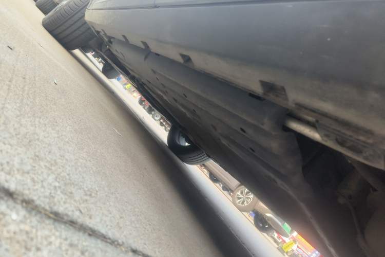 Used BYD Tang New Energy 2025 DM-i 115KM Flagship Model Left Side Sill