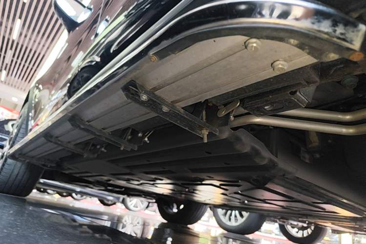 Used BYD Tang New Energy 2025 DM-i 115KM Prestige Model Left Side Sill