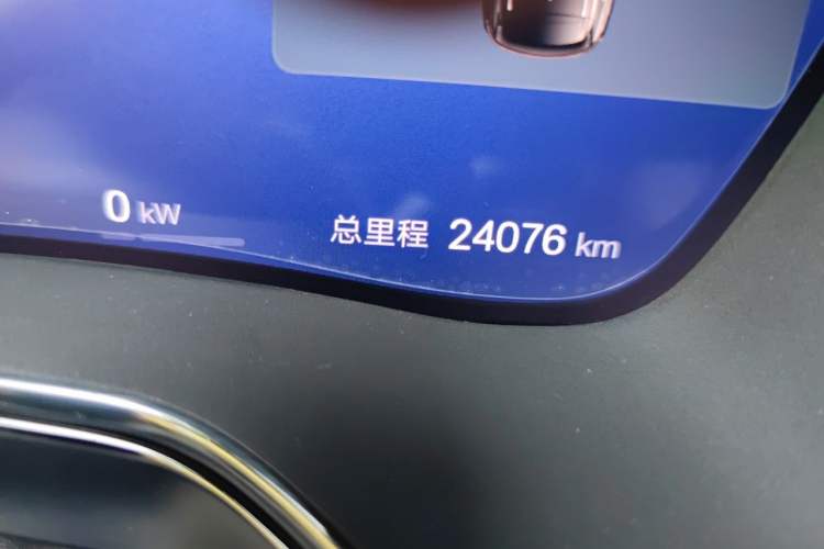 Used BYD Tang New Energy 2025 DM-i 115KM Prestige Model Odometer Close Up