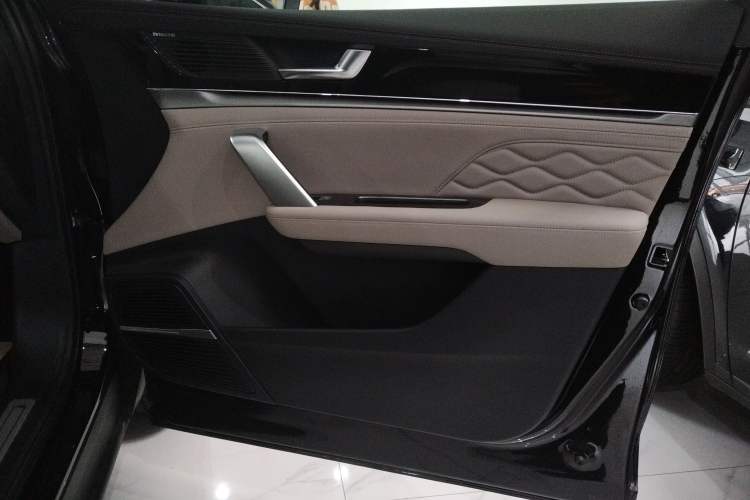 Used BYD Tang New Energy 2025 Intelligent Driving Version DM-i 115KM Flagship Edition Right Front Door Interior