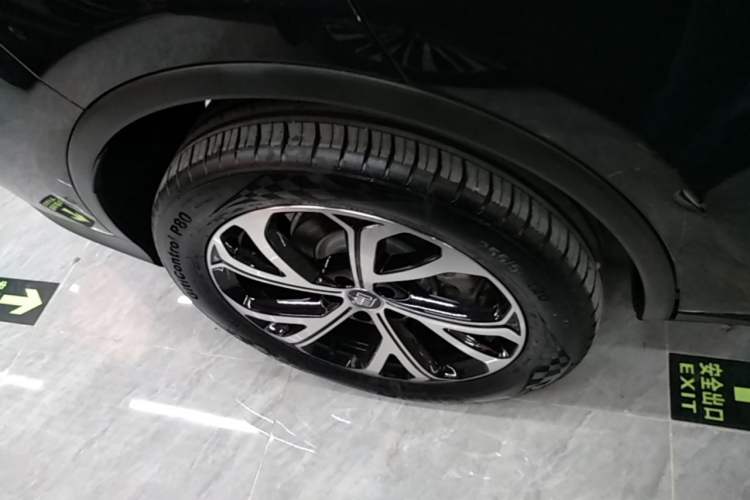 Used BYD Tang New Energy 2025 Intelligent Driving Version DM-i 115KM Flagship Edition Right Rear Wheel Hub