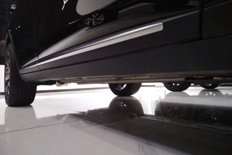 Used BYD Tang New Energy 2025 Intelligent Driving Version DM-i 115KM Flagship Edition Right Side Sill