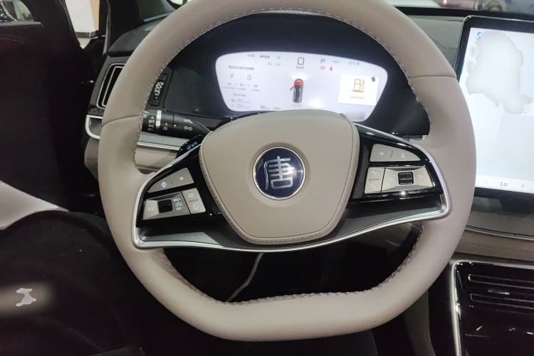 Used BYD Tang New Energy 2025 Intelligent Driving Version DM-i 115KM Flagship Edition Steering Wheel
