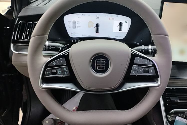 Used BYD Tang New Energy 2025 Intelligent Driving Version DM-i 115KM Flagship Edition Steering Wheel