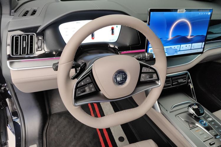 Used BYD Tang New Energy 2025 Intelligent Driving Version DM-i 115KM Flagship Edition Steering Wheel
