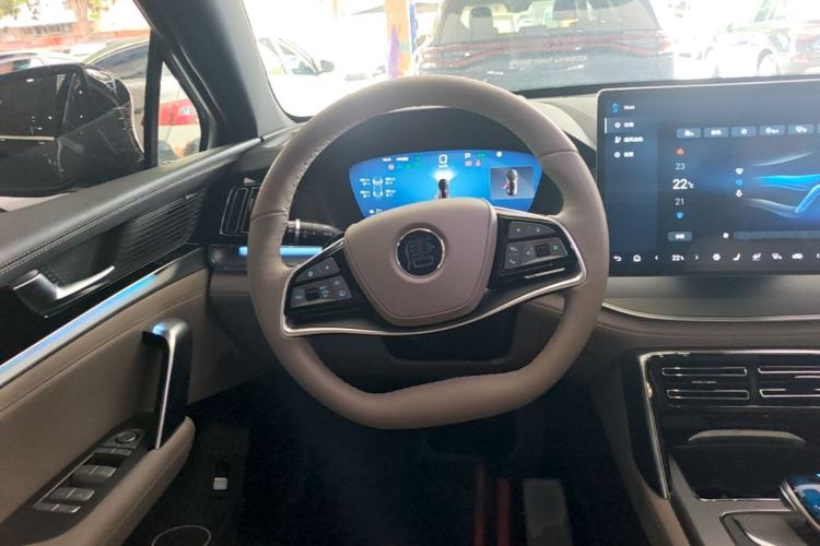 Used BYD Tang New Energy 2025 Intelligent Driving Version DM-i 115KM Flagship Edition Steering Wheel