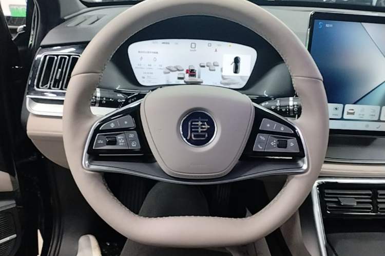 Used BYD Tang New Energy 2025 Intelligent Driving Version DM-i 115KM Flagship Edition Steering Wheel
