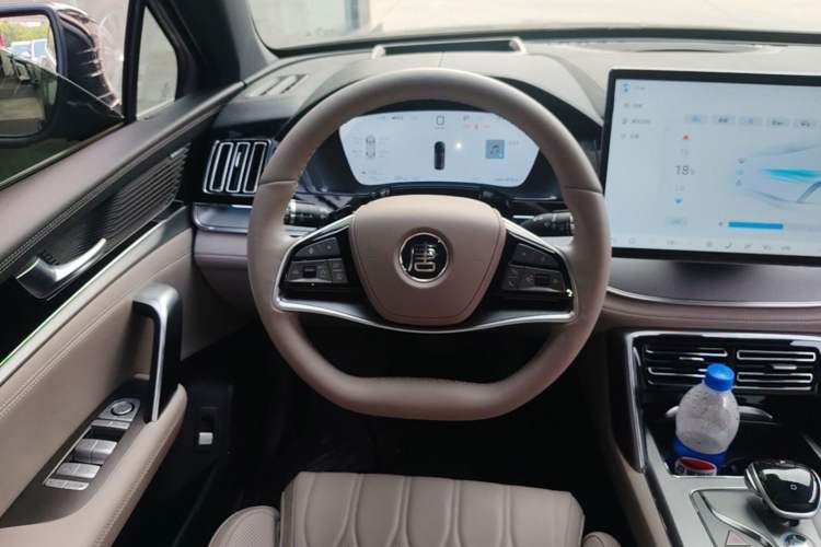 Used BYD Tang New Energy 2025 Intelligent Driving Version DM-i 115KM Flagship Edition Steering Wheel