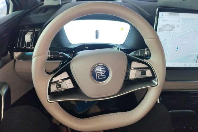 Used BYD Tang New Energy 2025 Intelligent Driving Version DM-i 115KM Flagship Edition Steering Wheel