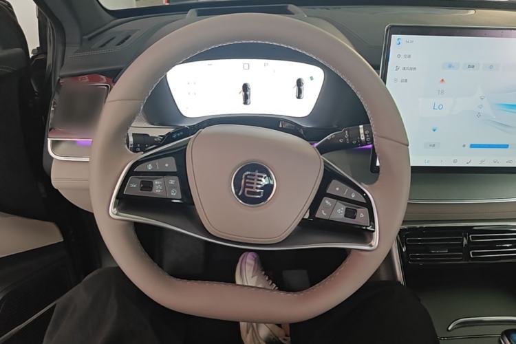 Used BYD Tang New Energy 2025 Intelligent Driving Version DM-i 115KM Prestige Edition Steering Wheel