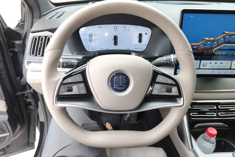 Used BYD Tang New Energy 2025 Intelligent Driving Version DM-i 115KM Flagship Edition Steering Wheel
