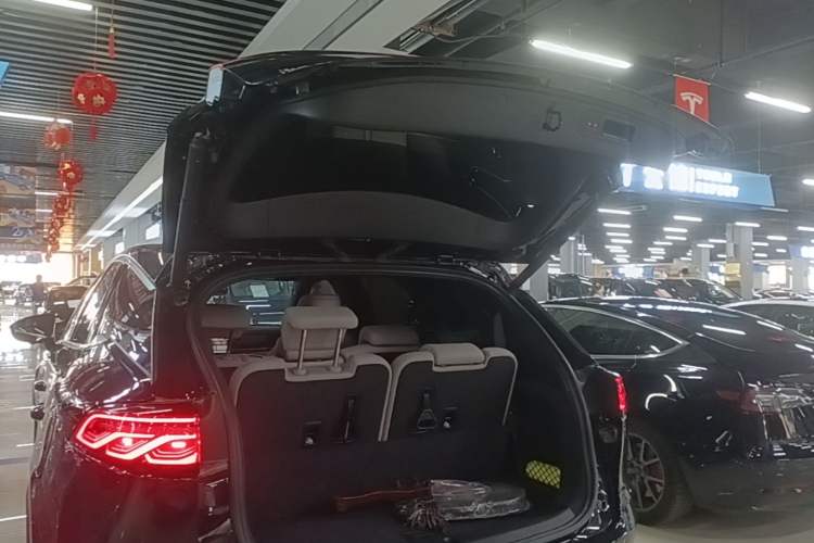 Used BYD Tang New Energy 2025 DM-i 115KM Prestige Model Trunk