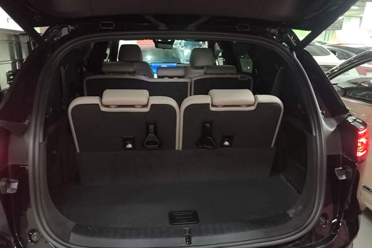 Used BYD Tang New Energy 2025 DM-i 115KM Prestige Model Trunk