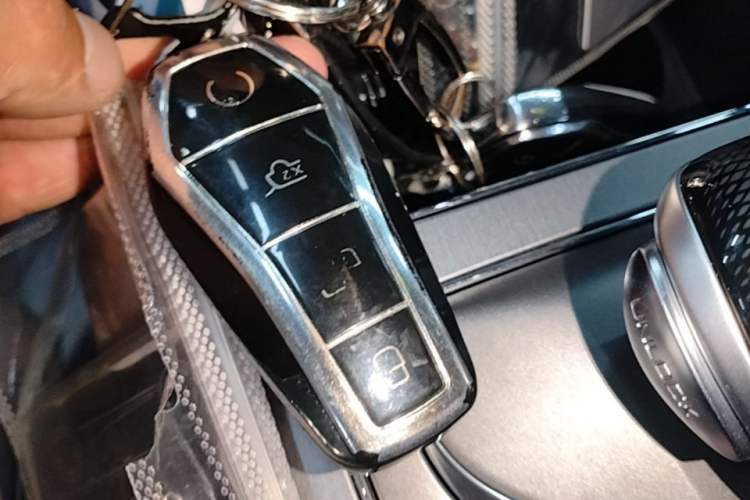 Used BYD Tang New Energy 2025 Intelligent Driving Version DM-i 115KM Flagship Edition Vehicle Key