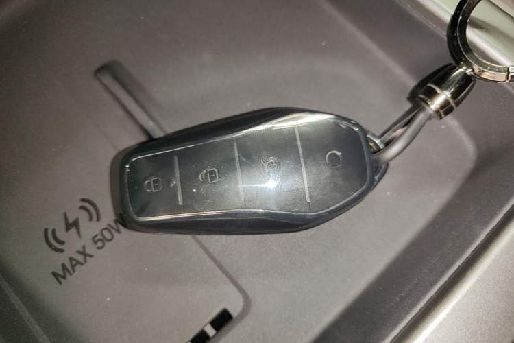 Used BYD Tang New Energy 2025 Model Smart Drive Version DM-i 175KM Deluxe Version Vehicle Key