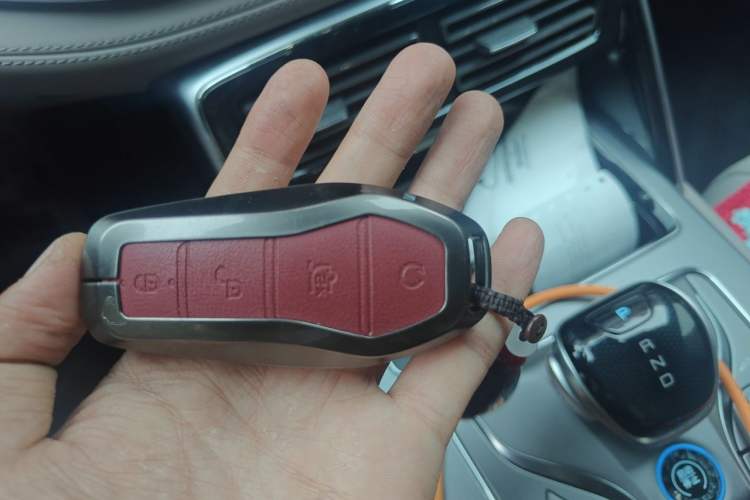 Used BYD Tang New Energy 2025 Intelligent Driving Version DM-i 115KM Prestige Edition Vehicle Key