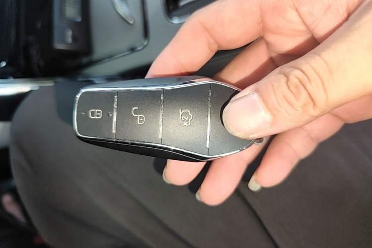Used BYD Tang New Energy 2025 DM-i 115KM Prestige Model Vehicle Key