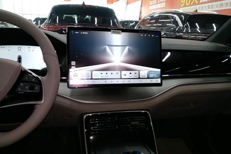 Used BYD Tang New Energy 2025 Intelligent Driving Version DM-i 115KM Flagship Edition Audio And AC Panel