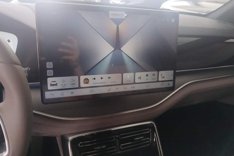 Used BYD Tang New Energy 2025 Intelligent Driving Version DM-i 115KM Flagship Edition Audio And AC Panel