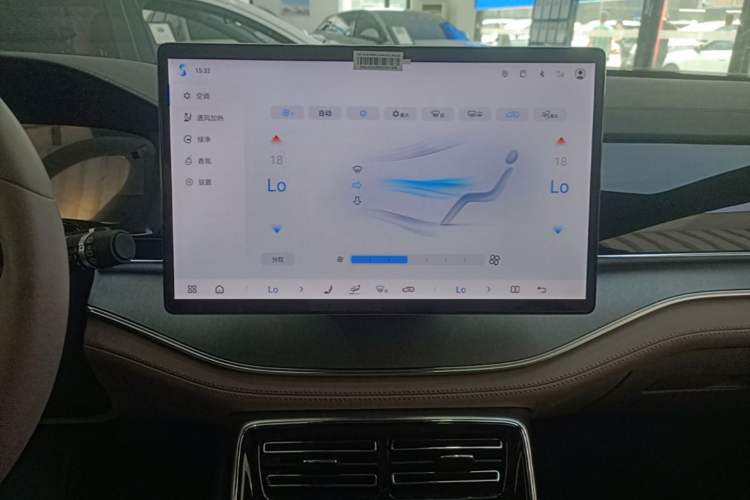 Used BYD Tang New Energy 2025 DM-i 115KM Cloud Ride Flagship Model Audio And AC Panel