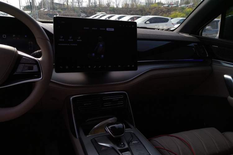 Used BYD Tang New Energy 2025 Intelligent Driving Version DM-i 115KM Flagship Edition Audio And AC Panel