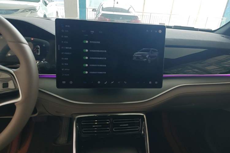 Used BYD Tang New Energy 2025 DM-i 115KM Cloud Ride Flagship Model Audio And AC Panel