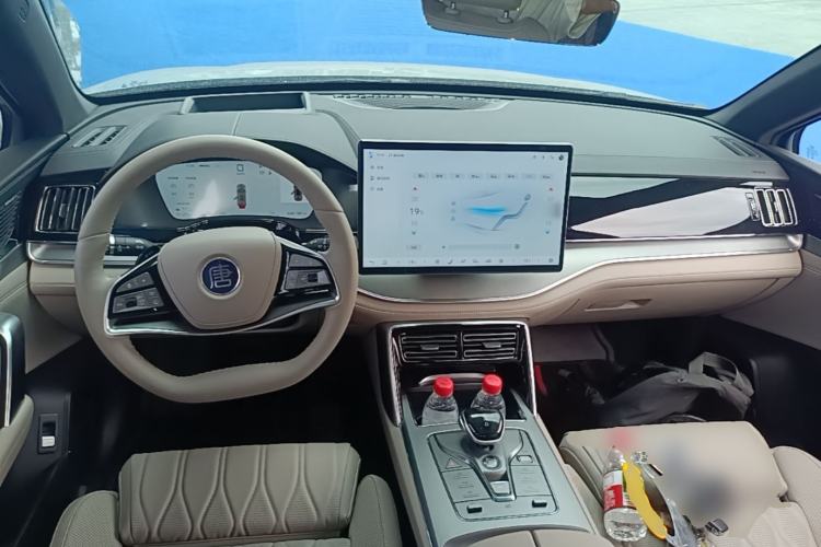 Used BYD Tang New Energy 2025 Intelligent Driving Version DM-i 115KM Flagship Edition Center Console