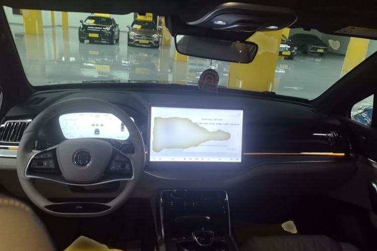 Used BYD Tang New Energy 2025 DM-i 115KM Prestige Model Center Console