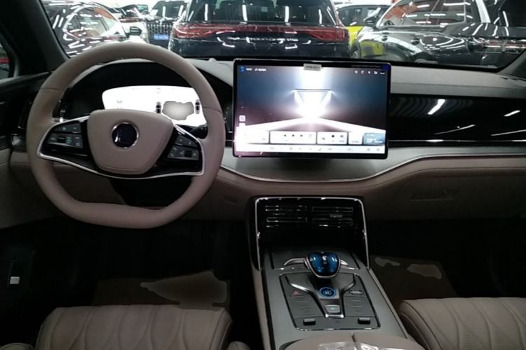 Used BYD Tang New Energy 2025 Intelligent Driving Version DM-i 115KM Flagship Edition Center Console