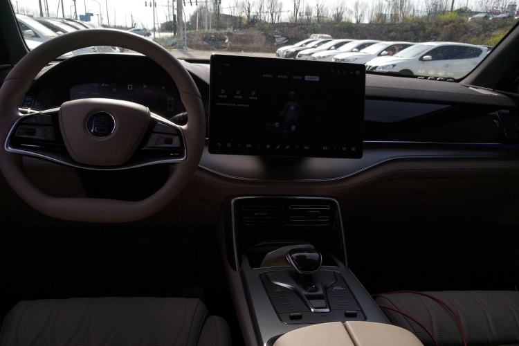 Used BYD Tang New Energy 2025 Intelligent Driving Version DM-i 115KM Flagship Edition Center Console