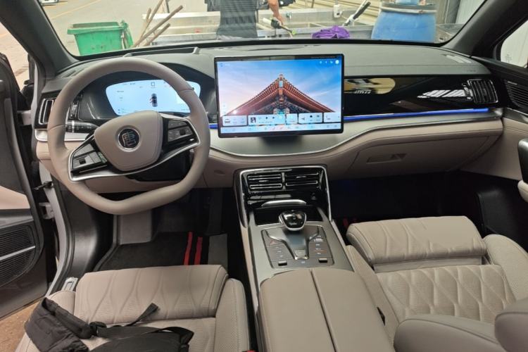 Used BYD Tang New Energy 2025 Intelligent Driving Version DM-i 115KM Flagship Edition Center Console