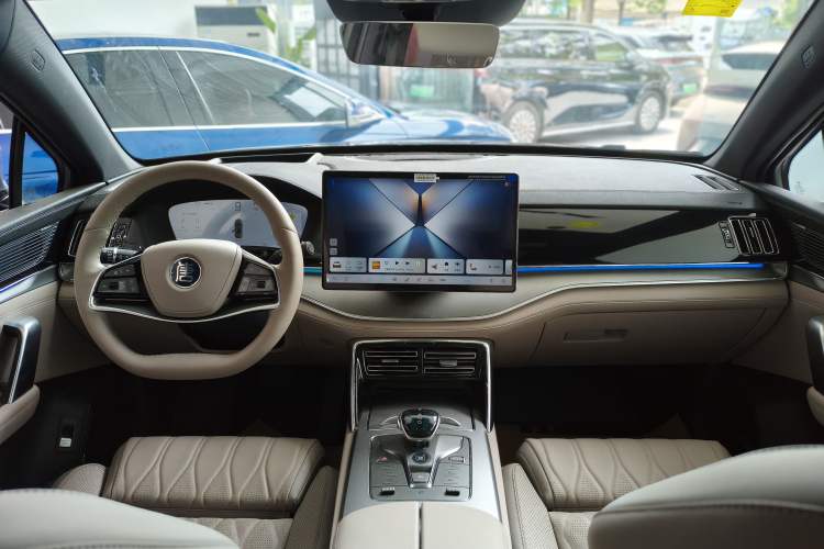 Used BYD Tang New Energy 2025 Intelligent Driving Version DM-i 115KM Flagship Edition Center Console