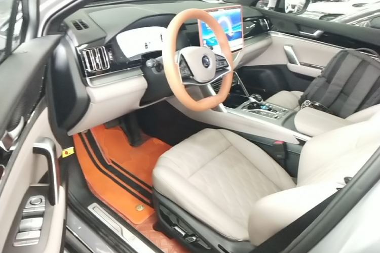 Used BYD Tang New Energy 2025 DM-i 115KM Prestige Model Driver Seat