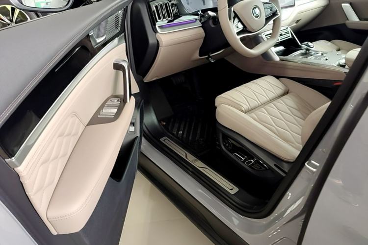 Used BYD Tang New Energy 2025 Intelligent Driving Version DM-i 115KM Flagship Edition Driver Seat